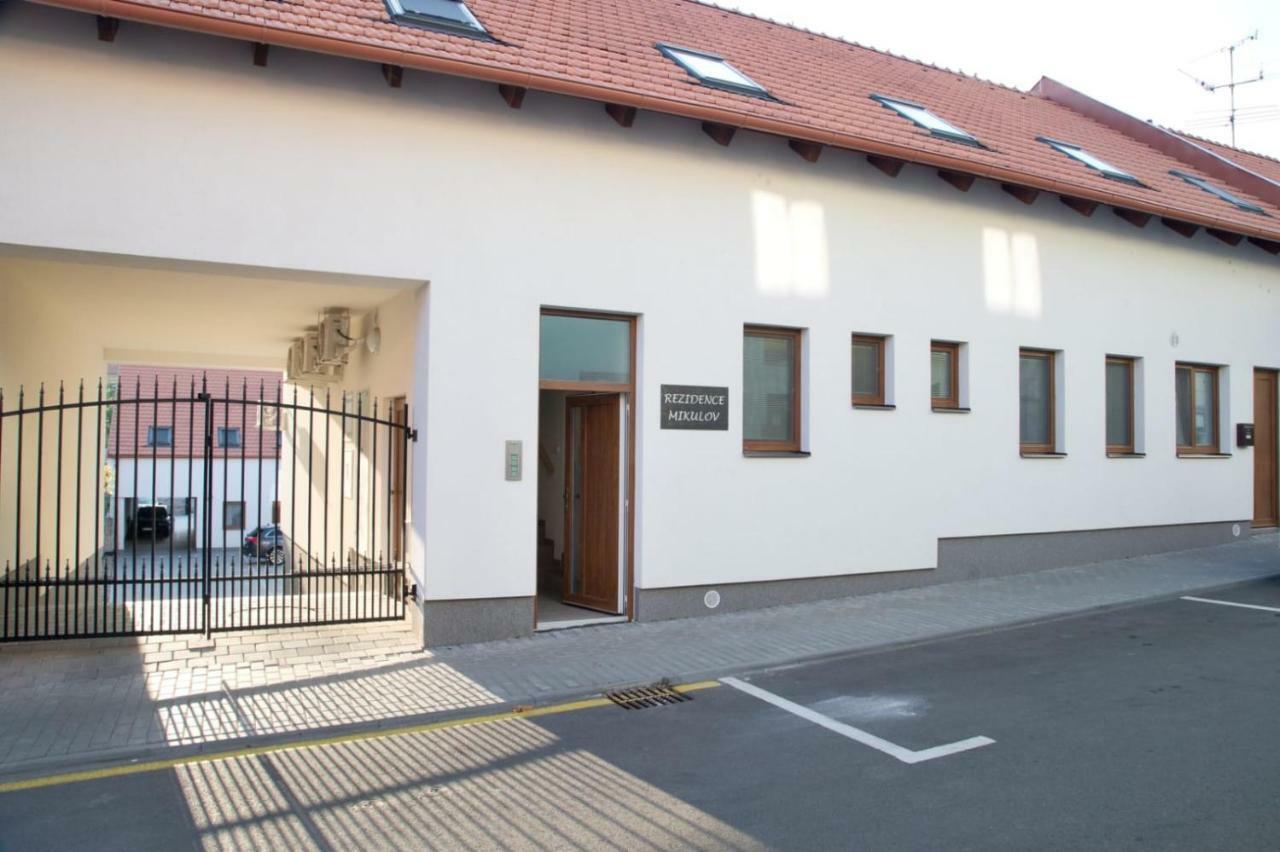 Appartement Rezidence Konevova, Mikulov Extérieur photo